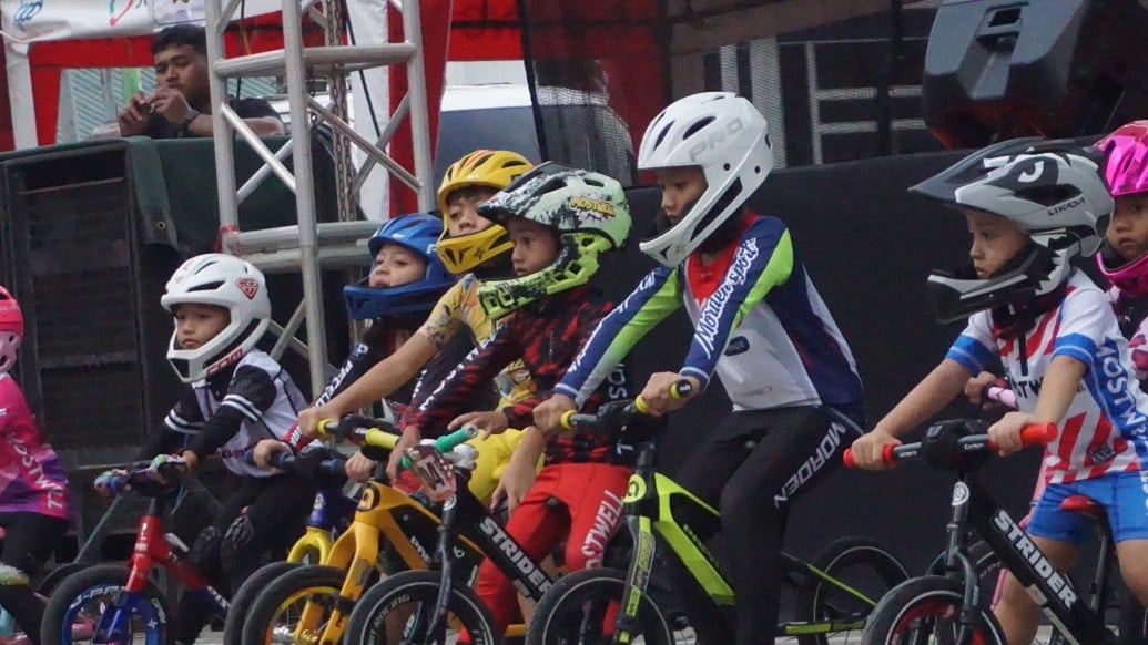 “Semarak Festival Durian UNESA, USC Tampil dengan Pesona Karya dan Ide Kreatif”