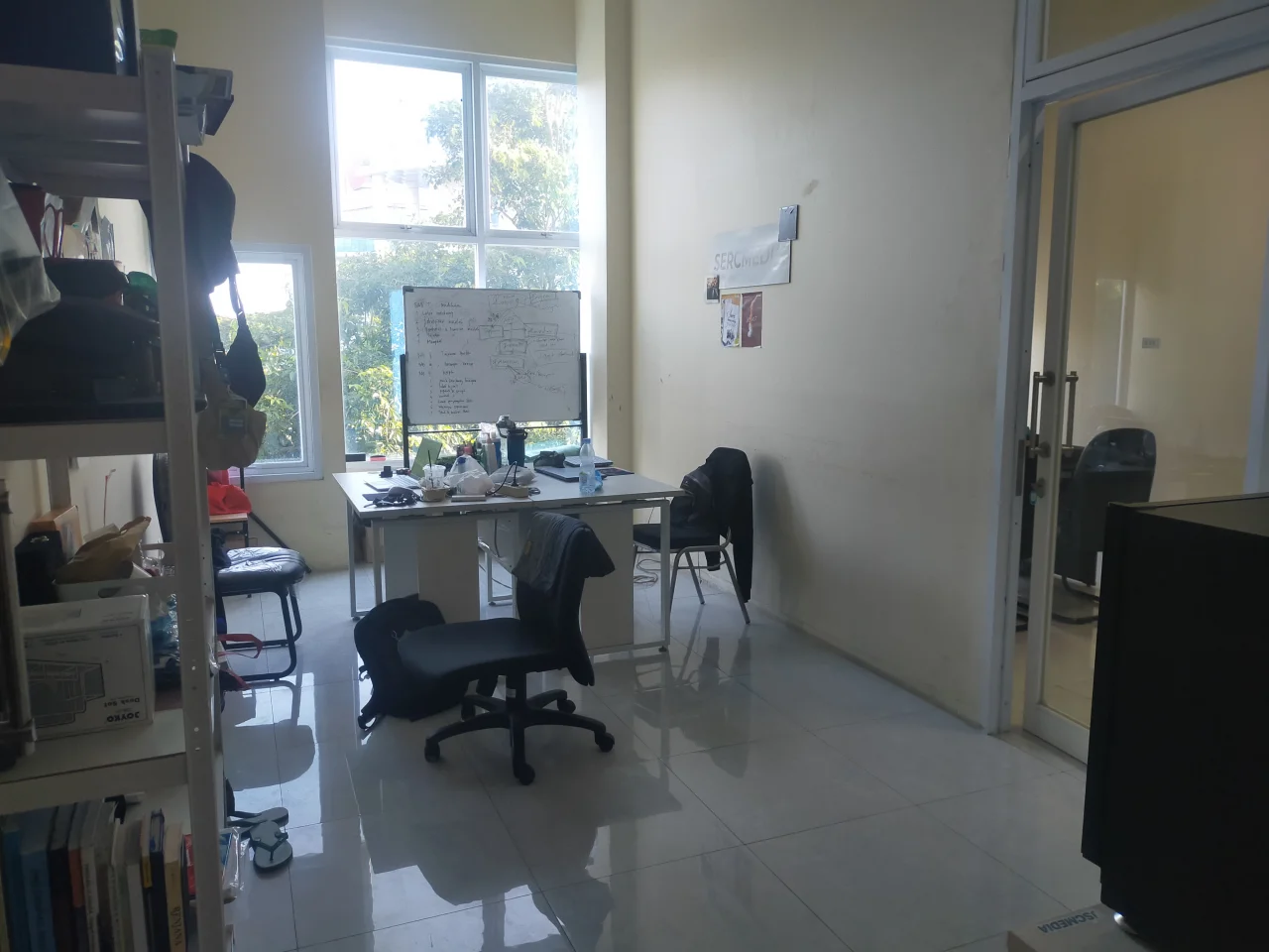 232 Ruang Media