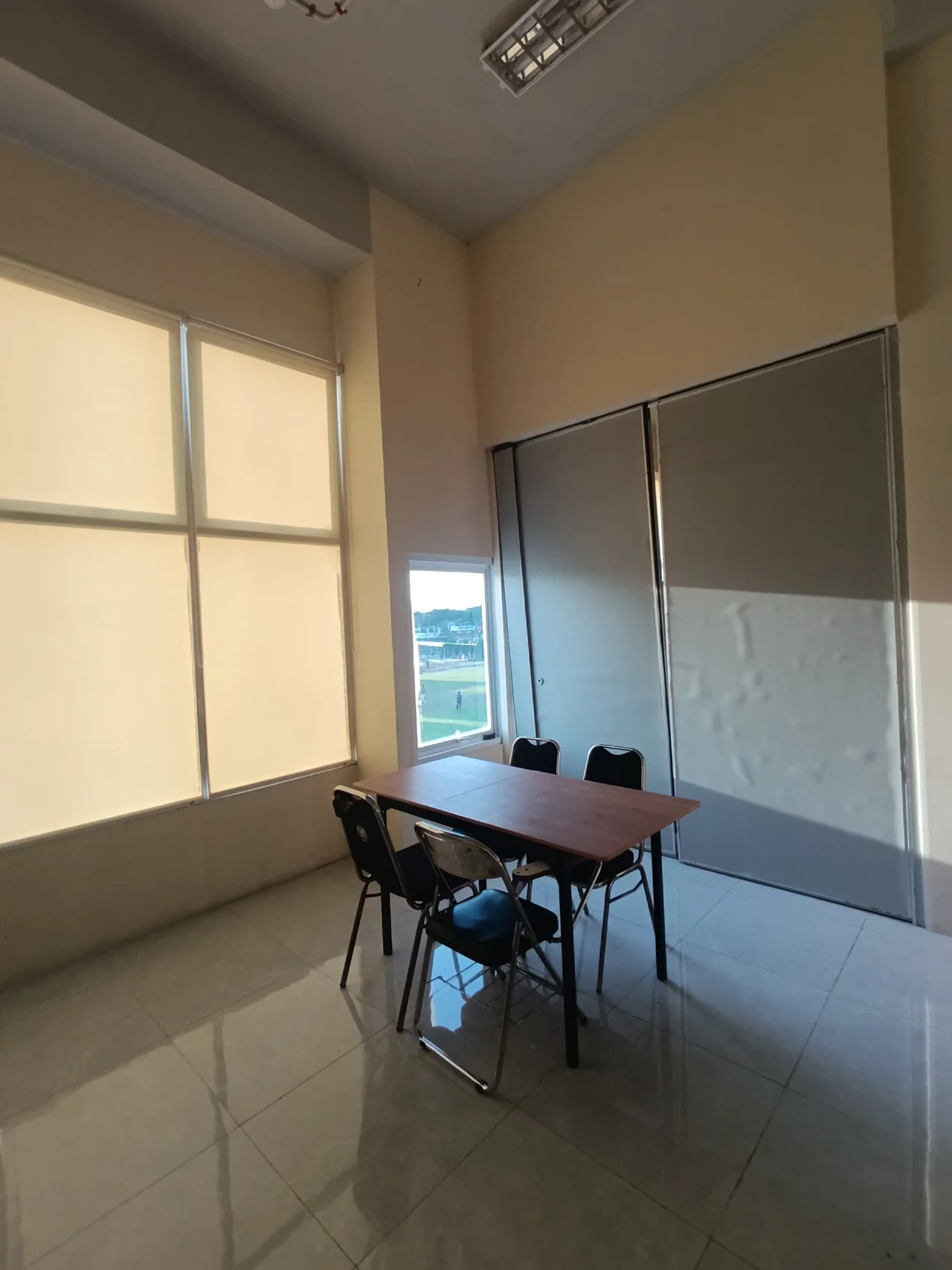 224 Ruang Magang