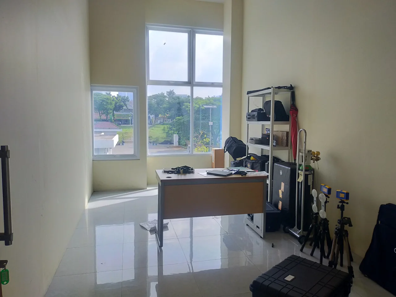 215 Ruang APO